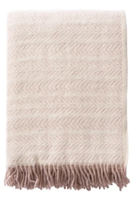 Klippan Lambswood Throw - Alm - Soft Pink